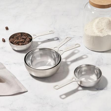 LE CREUSET BATCH BAKING MEASURING CUPS