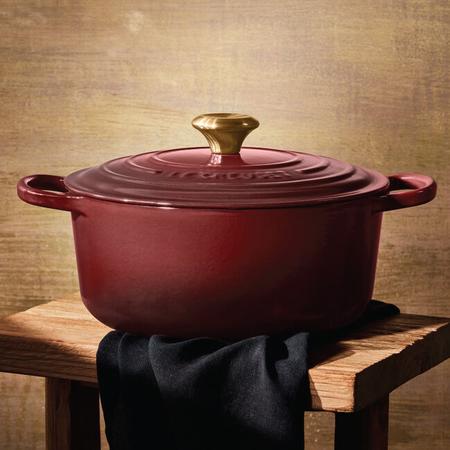 Le Creuset 5 Quart Signature Round Dutch Oven Rhone